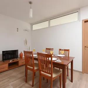 https://sunset-beach-suites.hotelinzadar.com